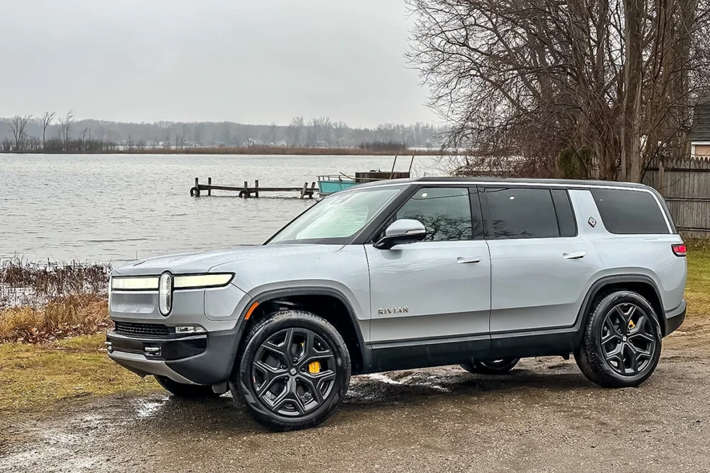 rivian electric truck overview